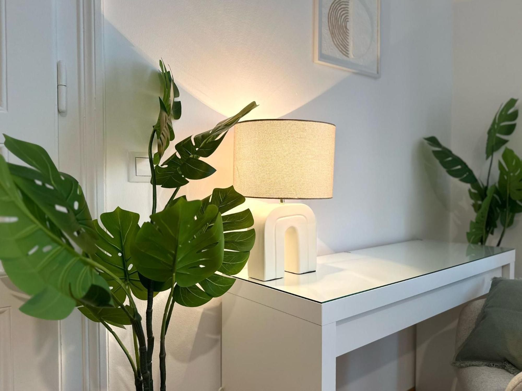 Designer Near Main Station Apartment Wien